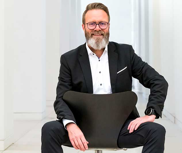 Claus Ruhe Madsen