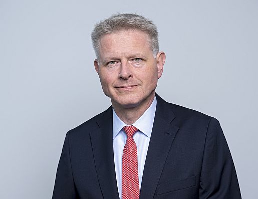 Dr. Michael Reckhard